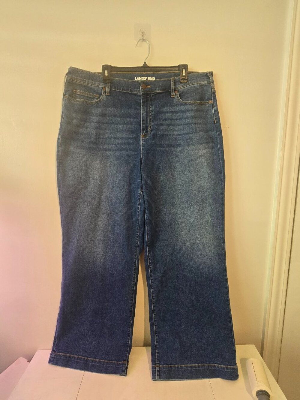 LANDS END WIDE LEG MEDIUM WAS DENIM JEANS SIZE 22W